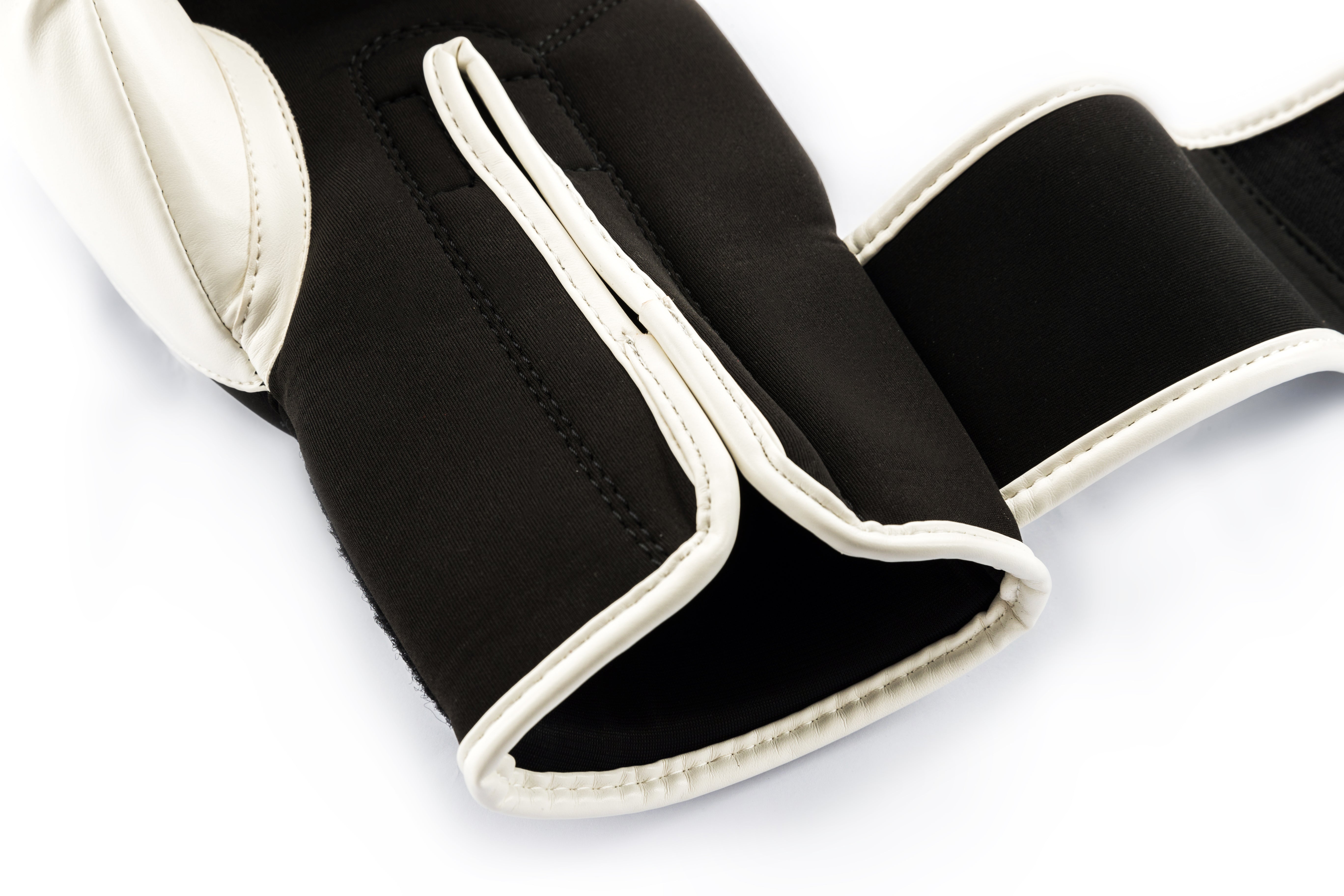 UFC Washable Fitness Bag Gloves